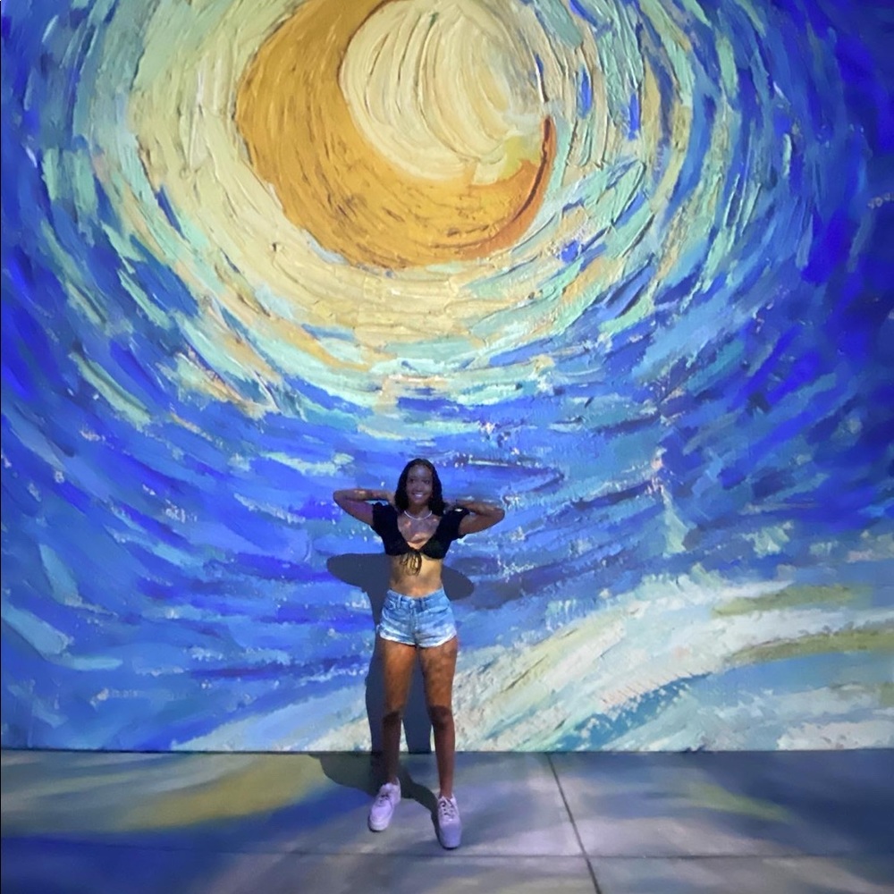 Meet your Posher, Analeah